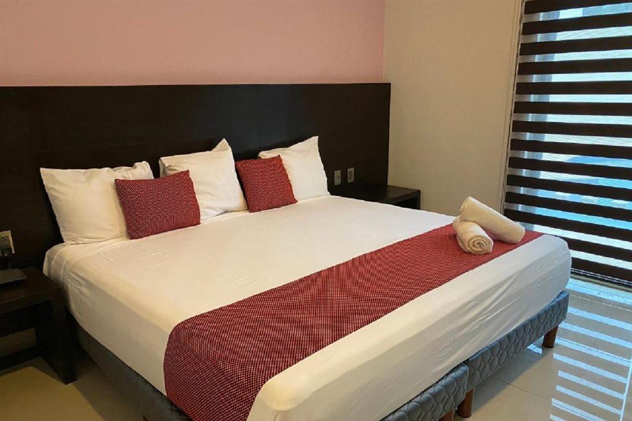 Hotel Ambra Playa del Carmen Esterno foto