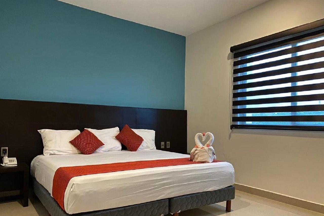 Hotel Ambra Playa del Carmen Esterno foto