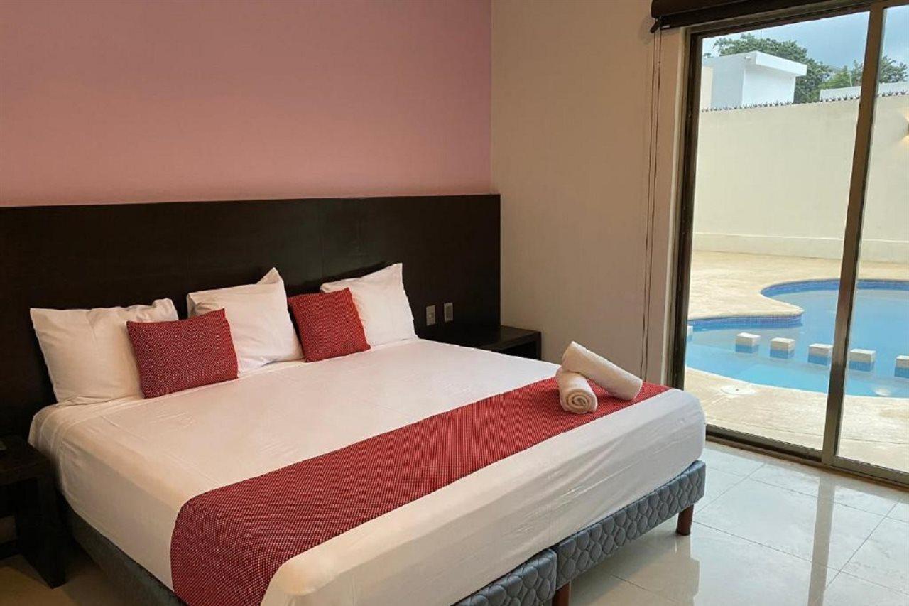 Hotel Ambra Playa del Carmen Esterno foto