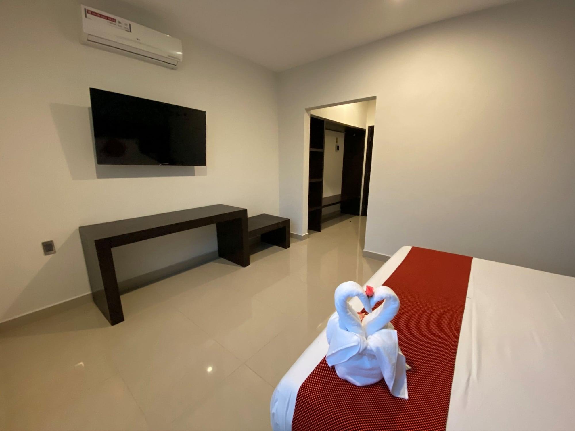 Hotel Ambra Playa del Carmen Esterno foto