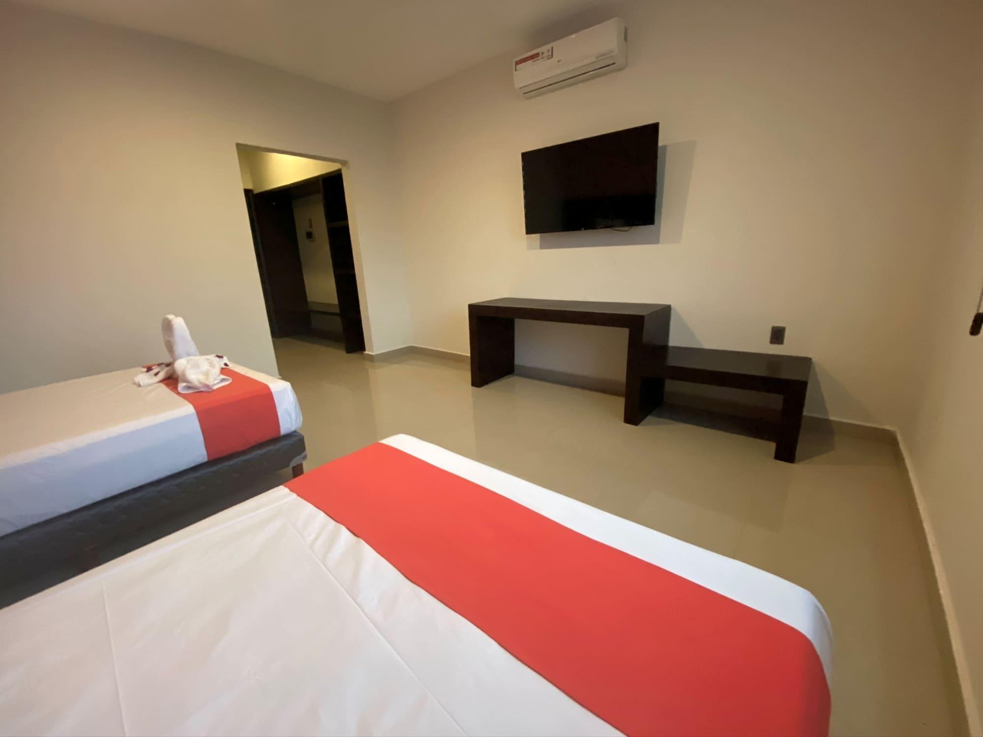 Hotel Ambra Playa del Carmen Esterno foto