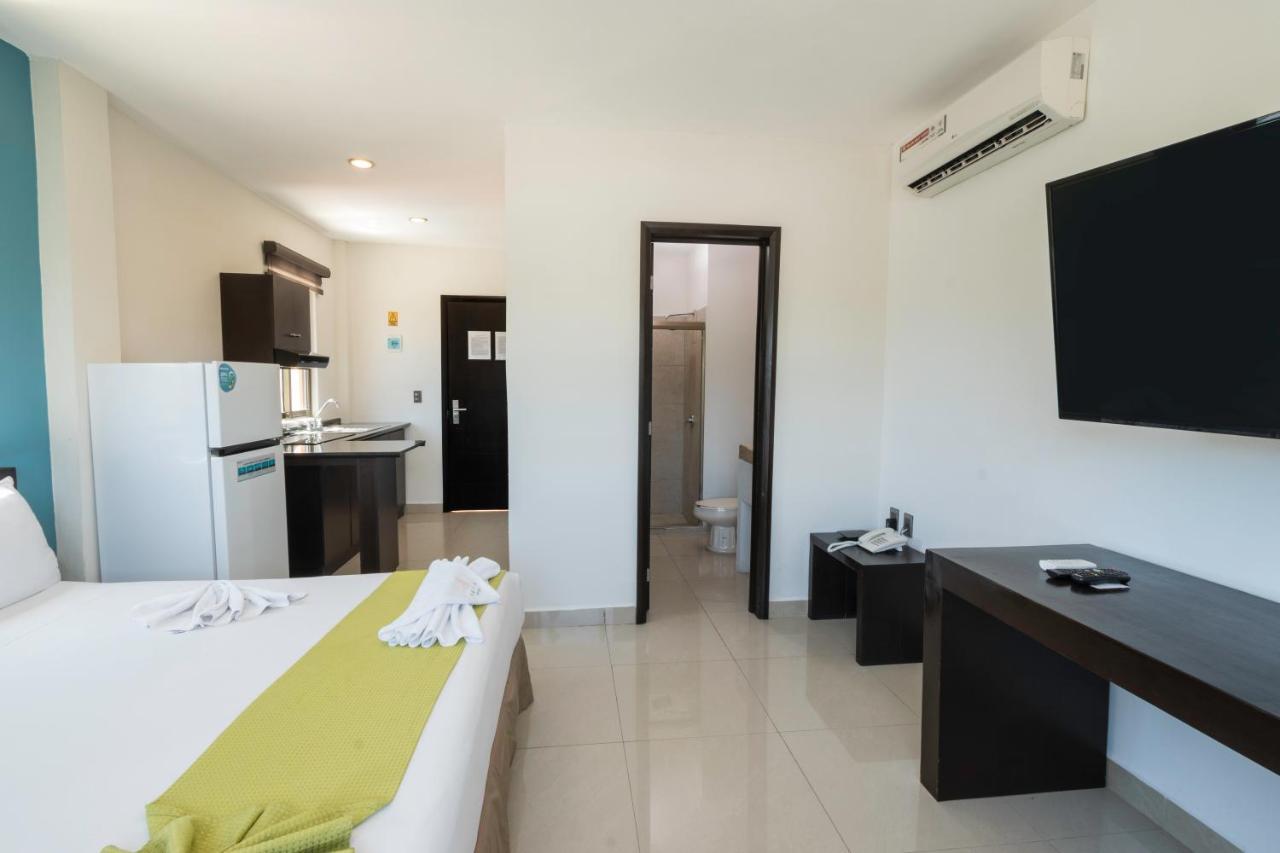 Hotel Ambra Playa del Carmen Esterno foto