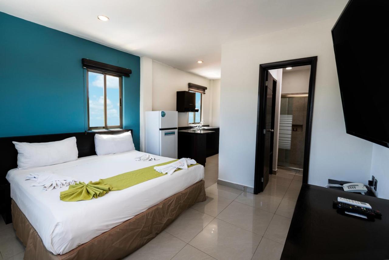 Hotel Ambra Playa del Carmen Esterno foto