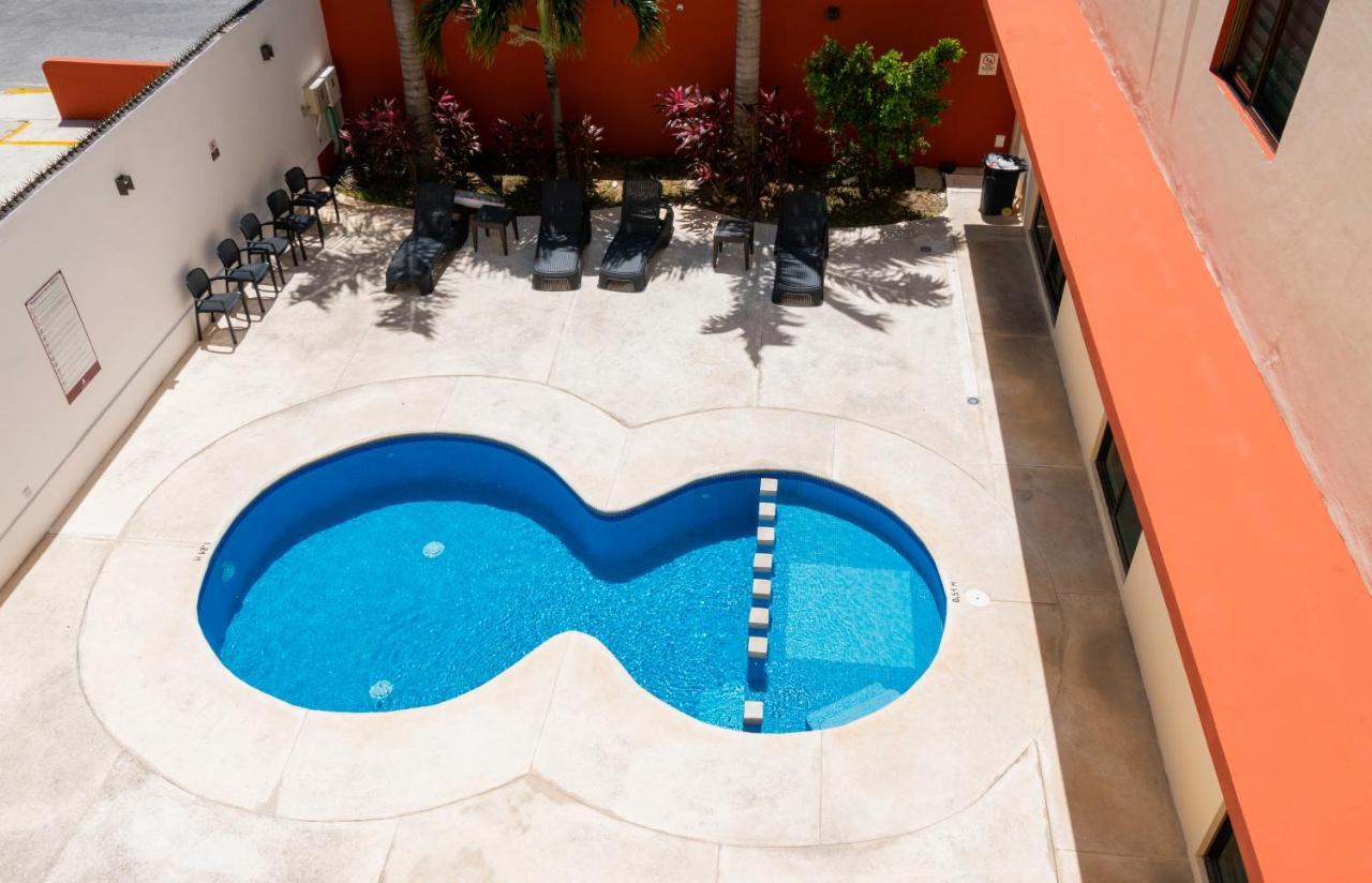 Hotel Ambra Playa del Carmen Esterno foto