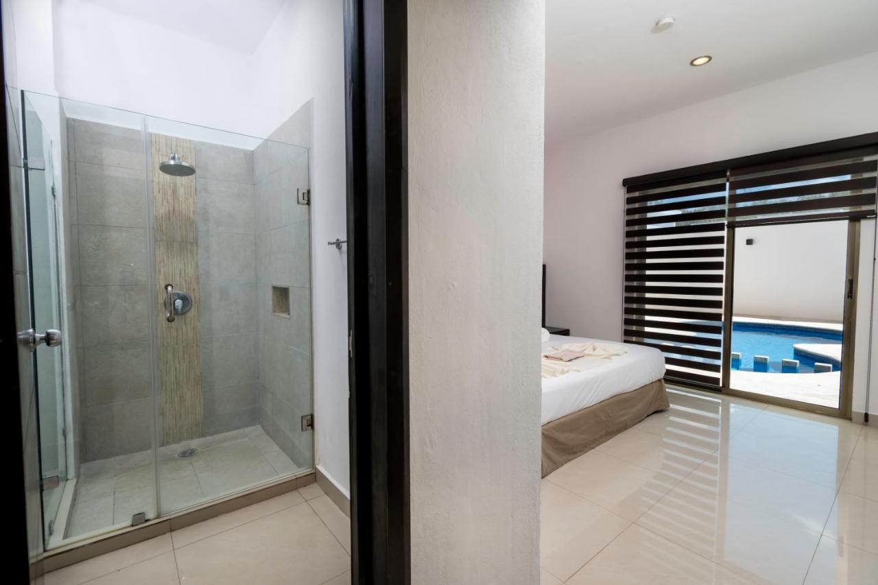 Hotel Ambra Playa del Carmen Esterno foto
